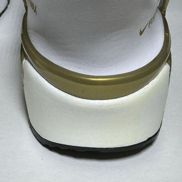 Nike Air Max 90 Flyease White Gold Sneaker Shoe CV0526-100 GS Size 7 Women's 8.5 - Picture 8 of 9